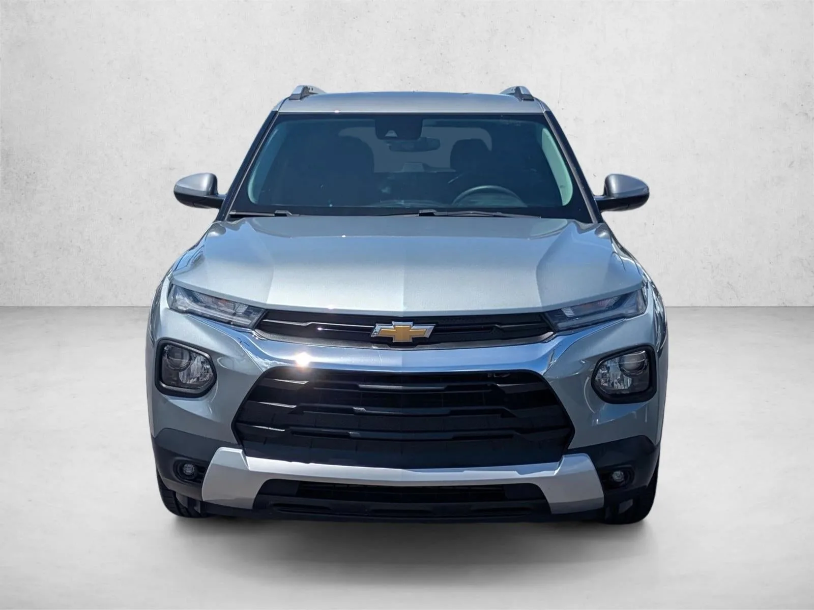 2023 Chevrolet Trailblazer FWD 4dr LT photo 2