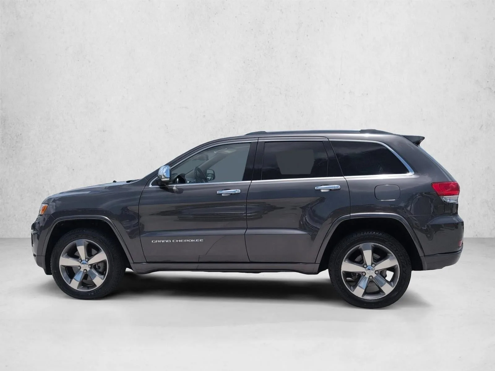 2015 Jeep Grand Cherokee 4WD 4dr Overland photo 2