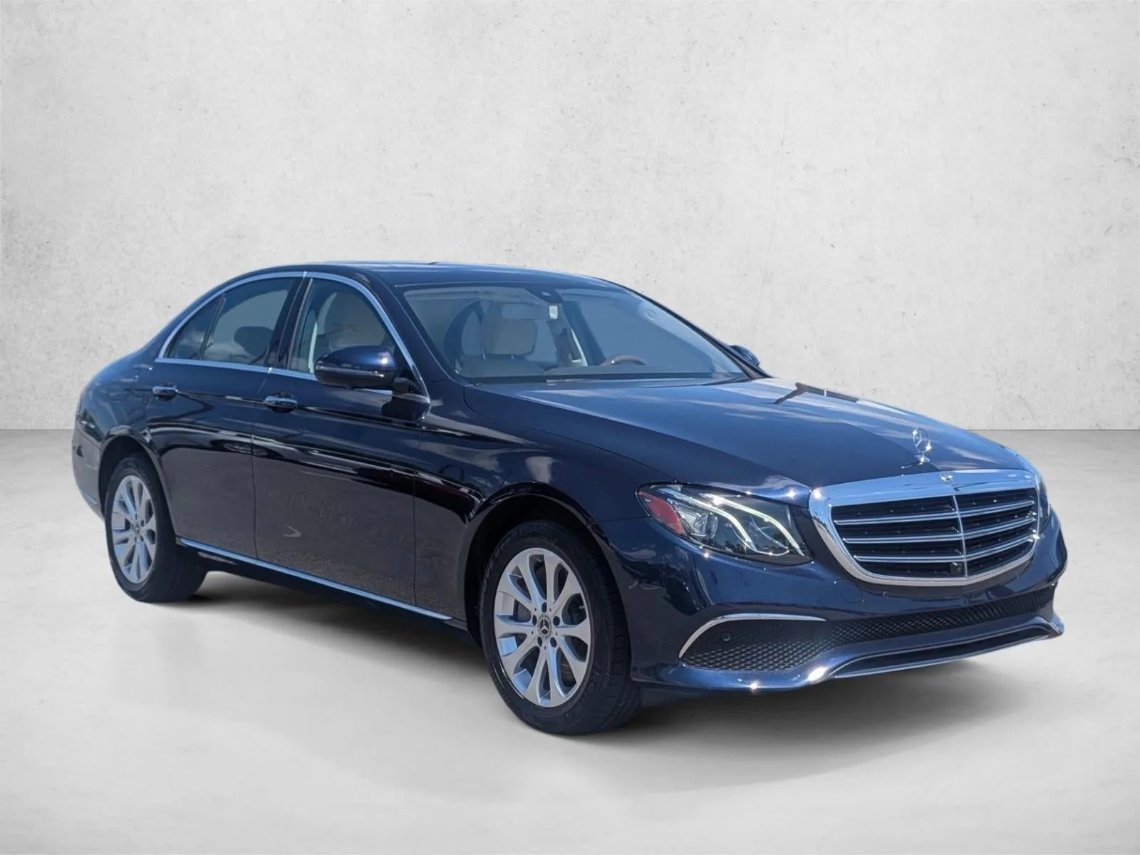 2020 Mercedes-Benz E-Class E 350 4MATIC® Sedan photo 3