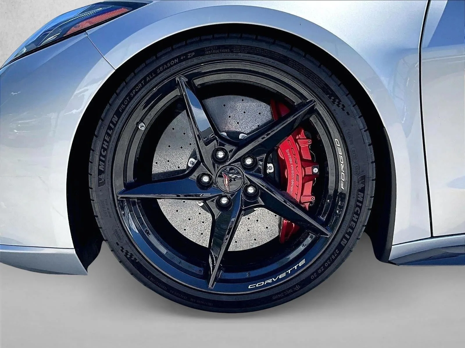 2026 Chevrolet Corvette E-Ray 1LZ photo 10
