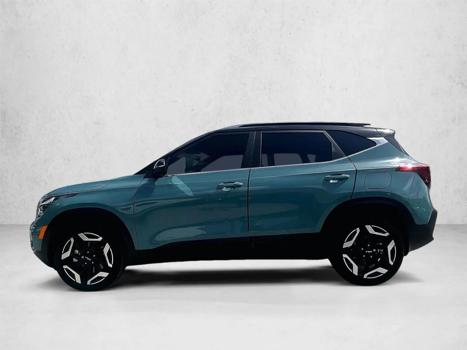 2025 Kia Seltos SX photo 6
