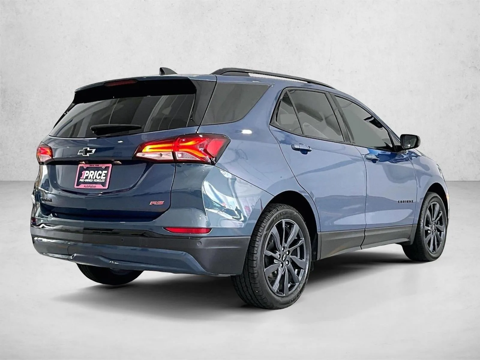 2024 Chevrolet Equinox RS photo 2