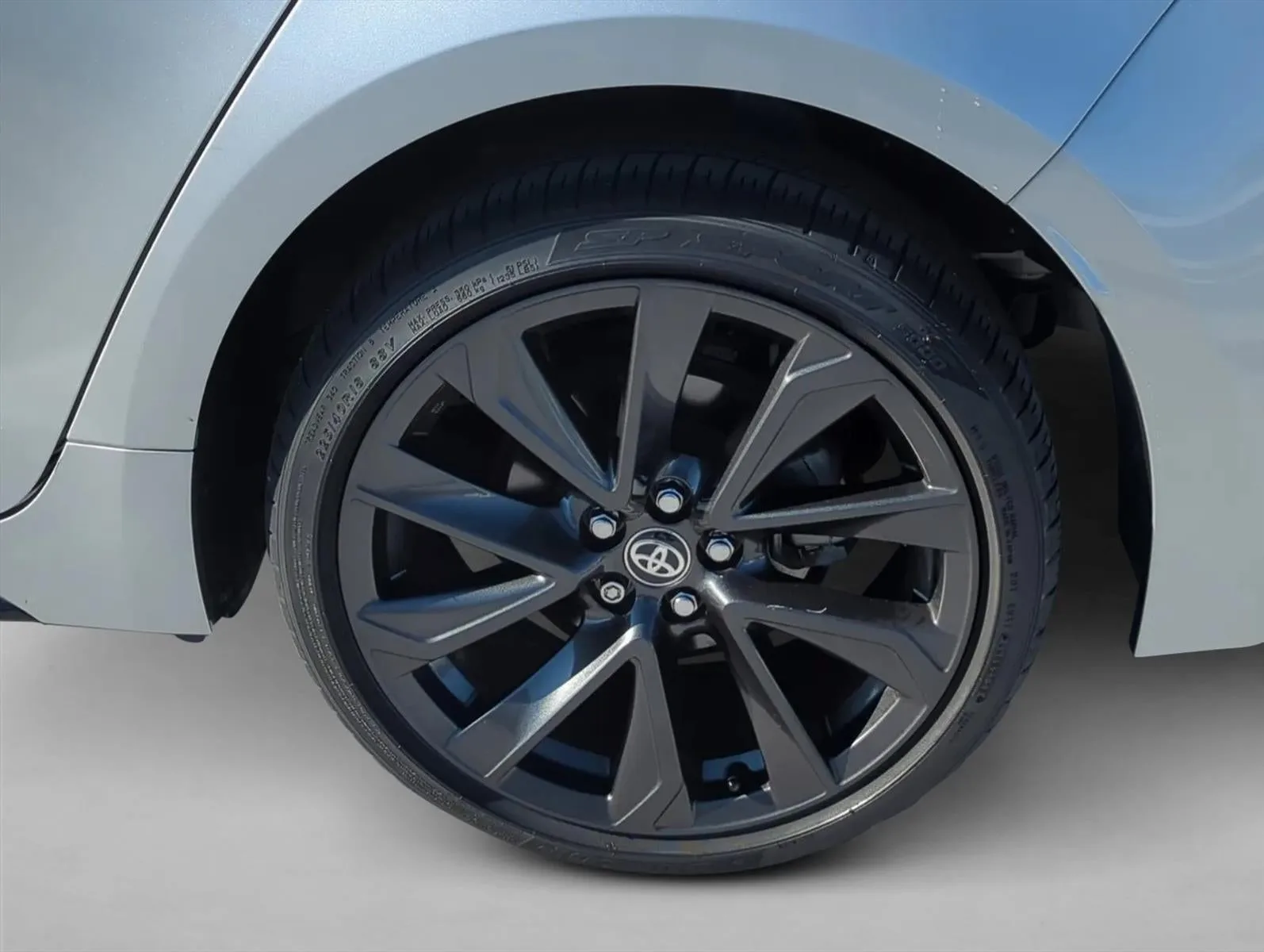 2024 Toyota Corolla SE CVT (Natl) photo 9