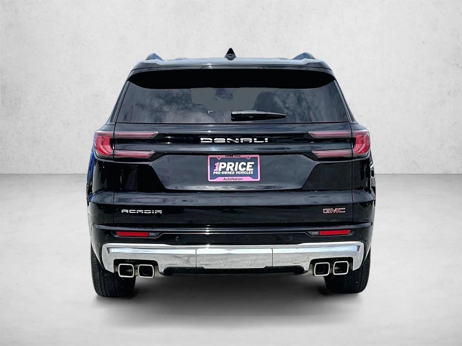 2025 GMC Acadia Denali photo 4