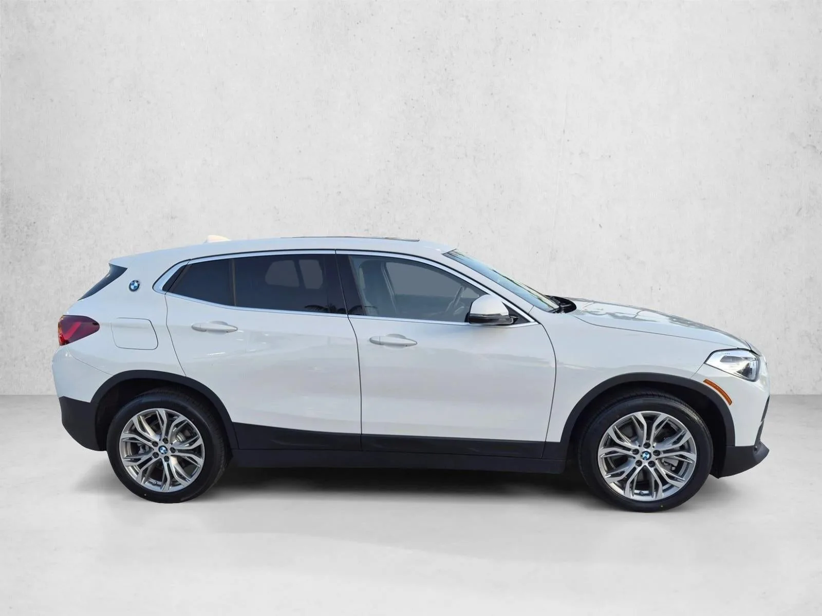 2022 BMW X2 sDrive28i Sports Activity Coupe photo 4