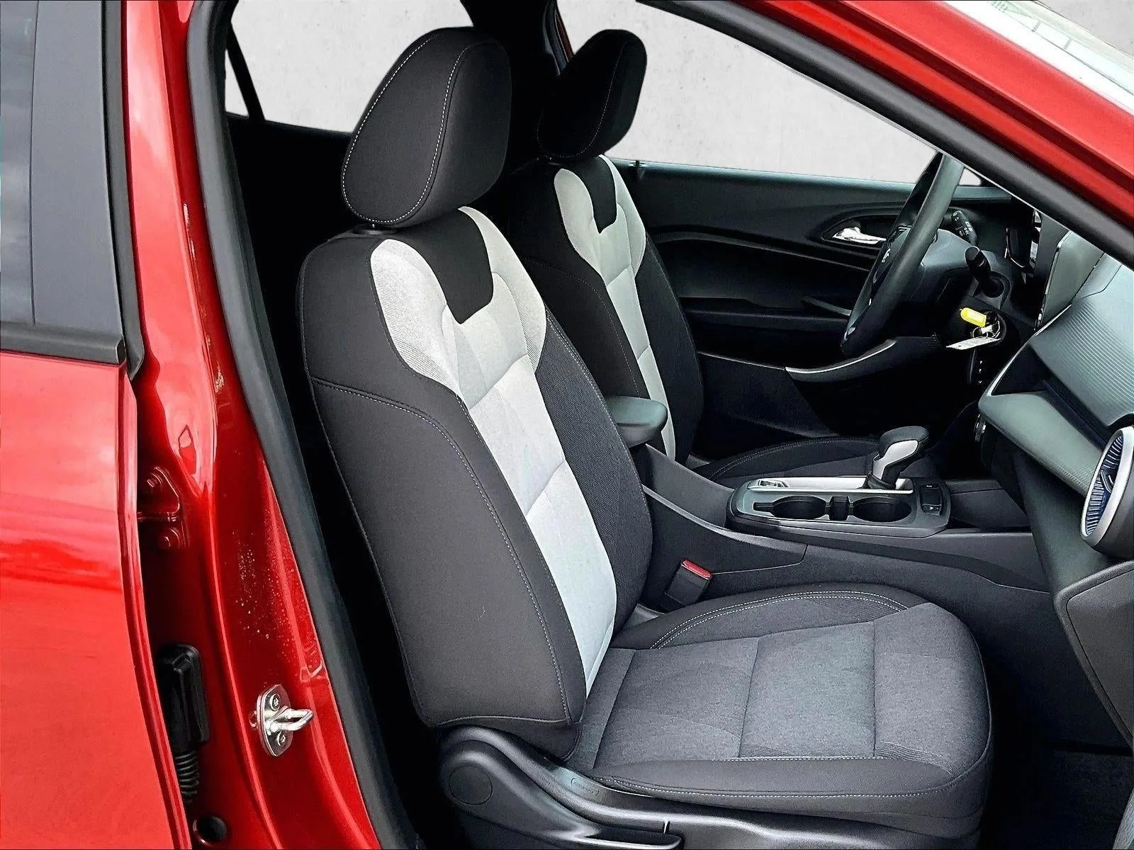 2024 Chevrolet Trax LS photo 9