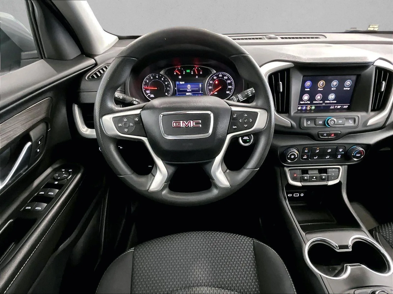 2023 GMC Terrain SLE photo 7