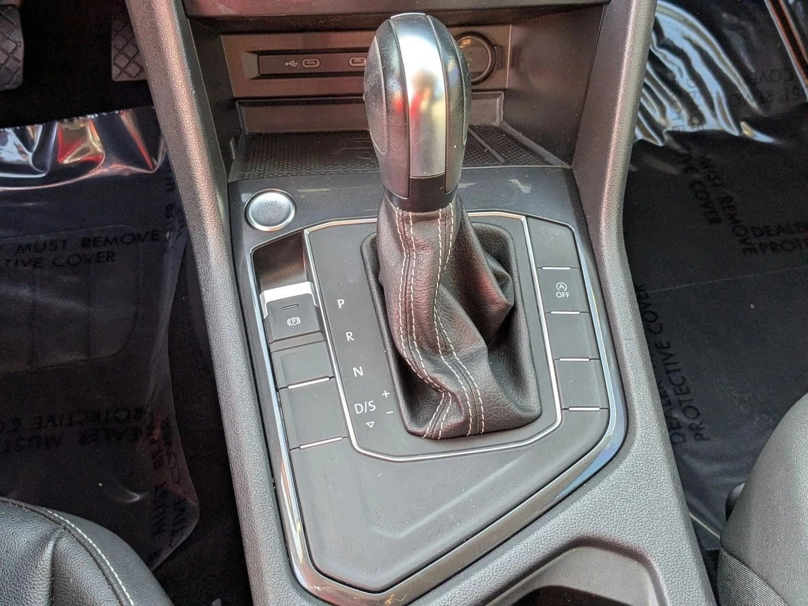2021 Volkswagen Tiguan 2.0T SE FWD photo 12
