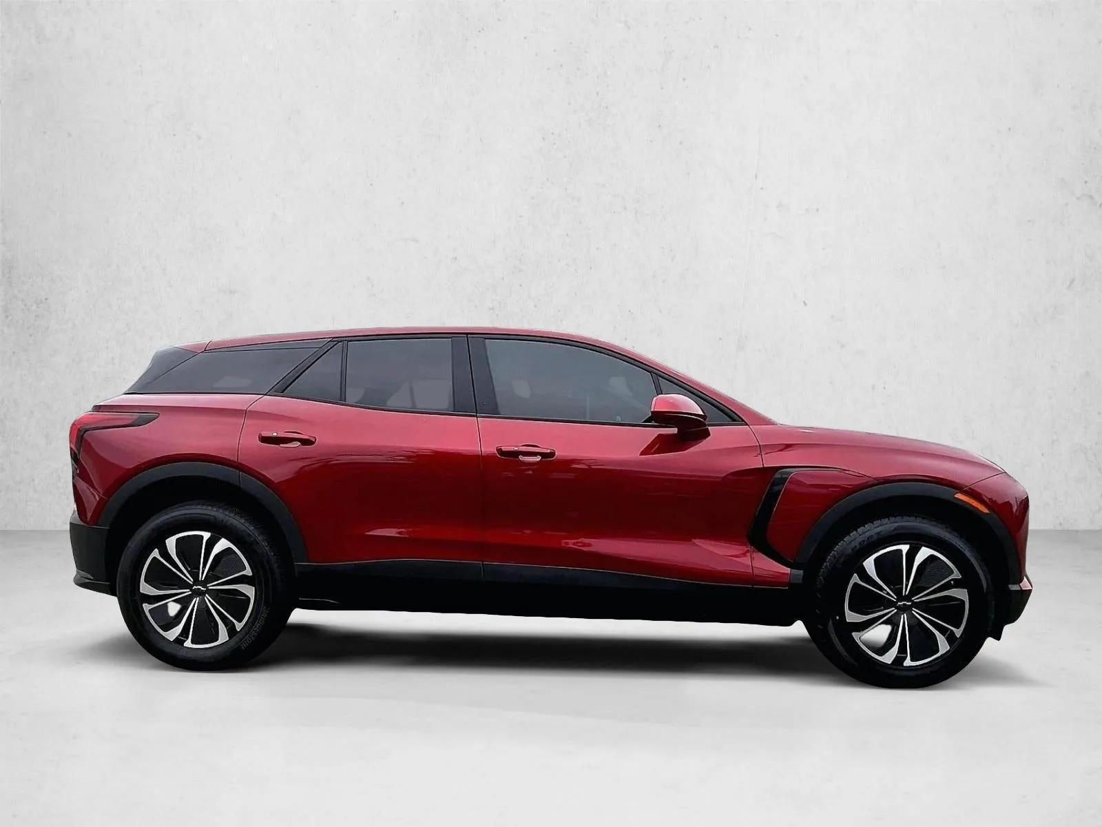 2025 Chevrolet Blazer EV LT photo 5