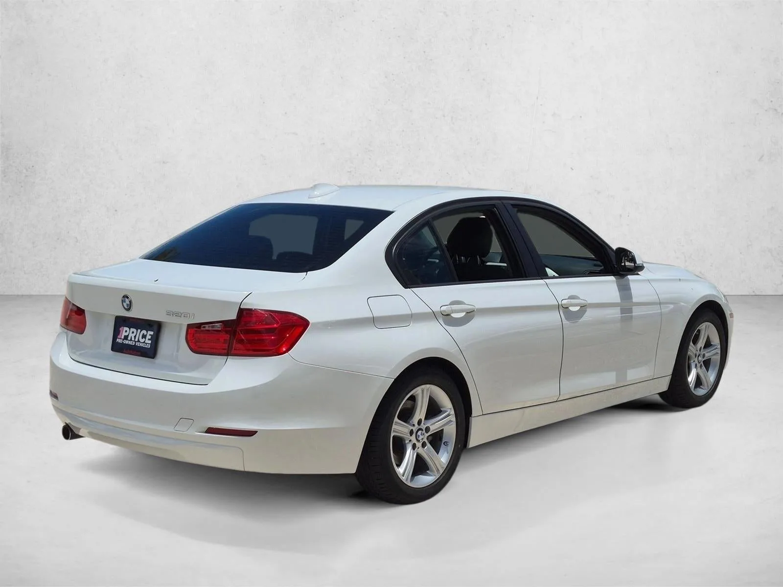 2017 BMW 320i Sedan photo 5