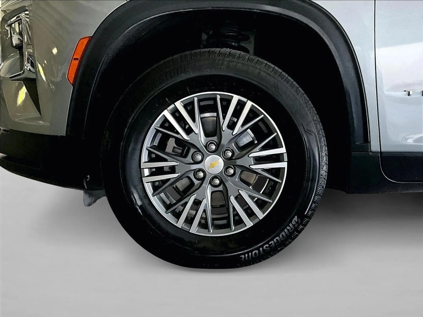 2025 Chevrolet Traverse LT photo 10