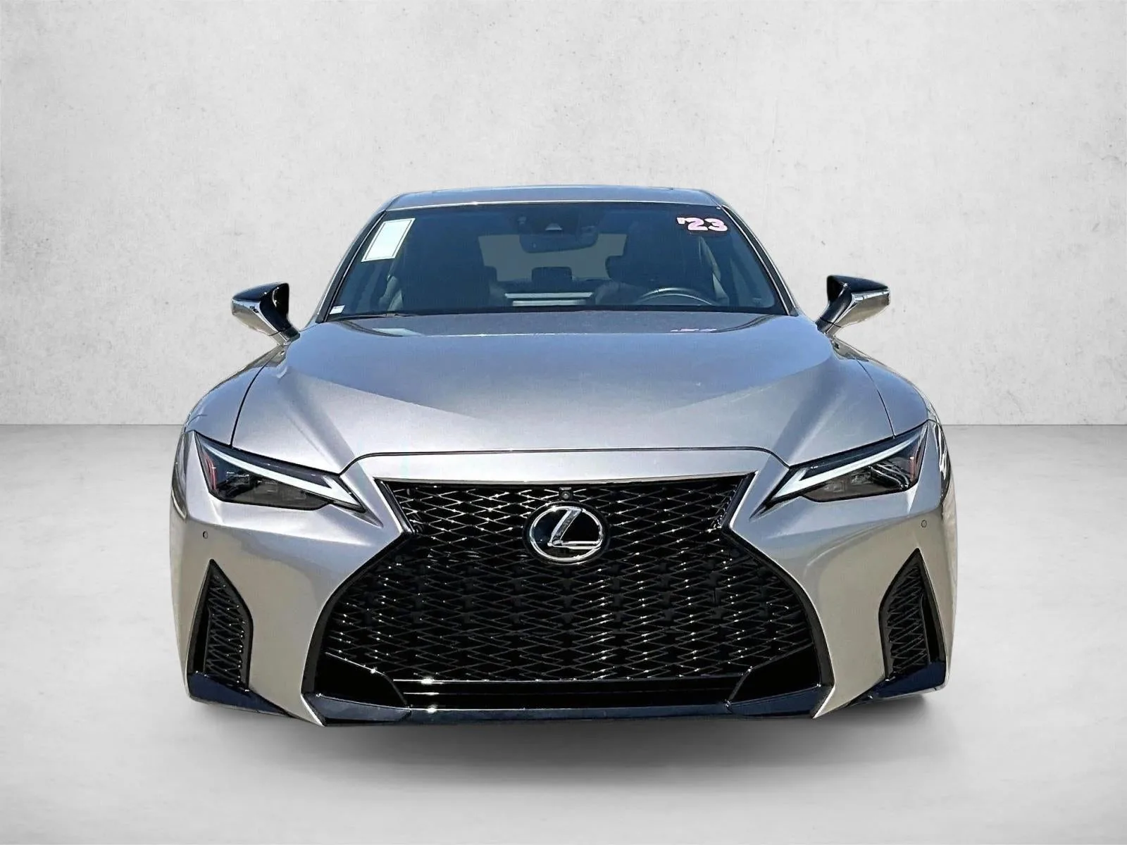2023 Lexus IS 350 F SPORT photo 3