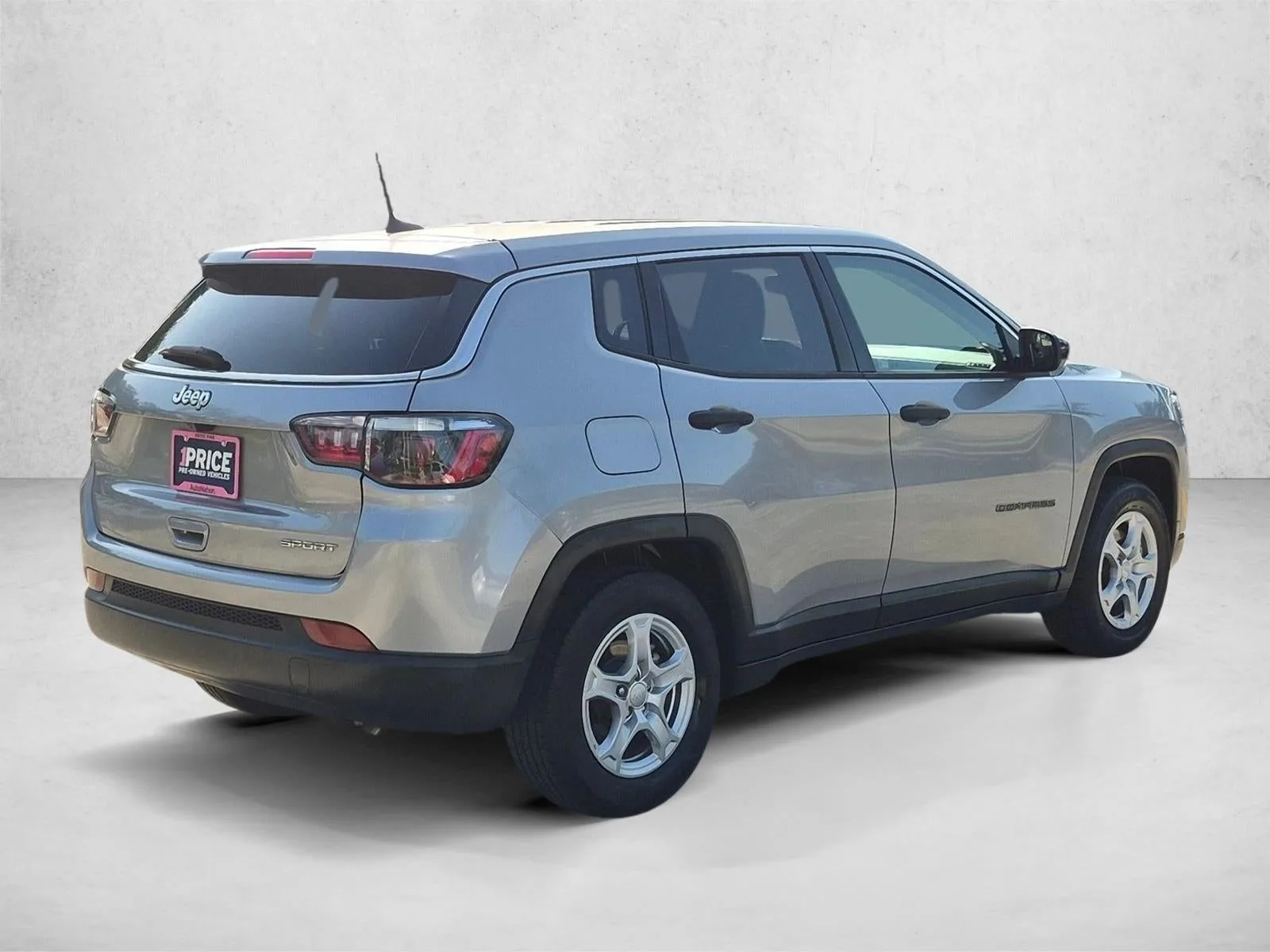 2022 Jeep Compass Sport FWD photo 5
