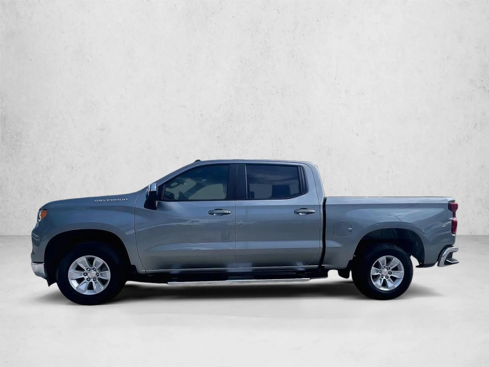 2025 Chevrolet Silverado 1500 LT photo 6