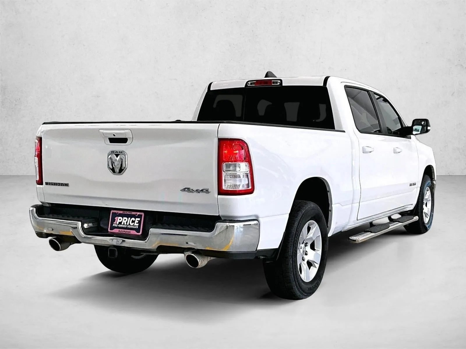 2021 RAM 1500 Big Horn Crew Cab 4x4 6'4" Box photo 2