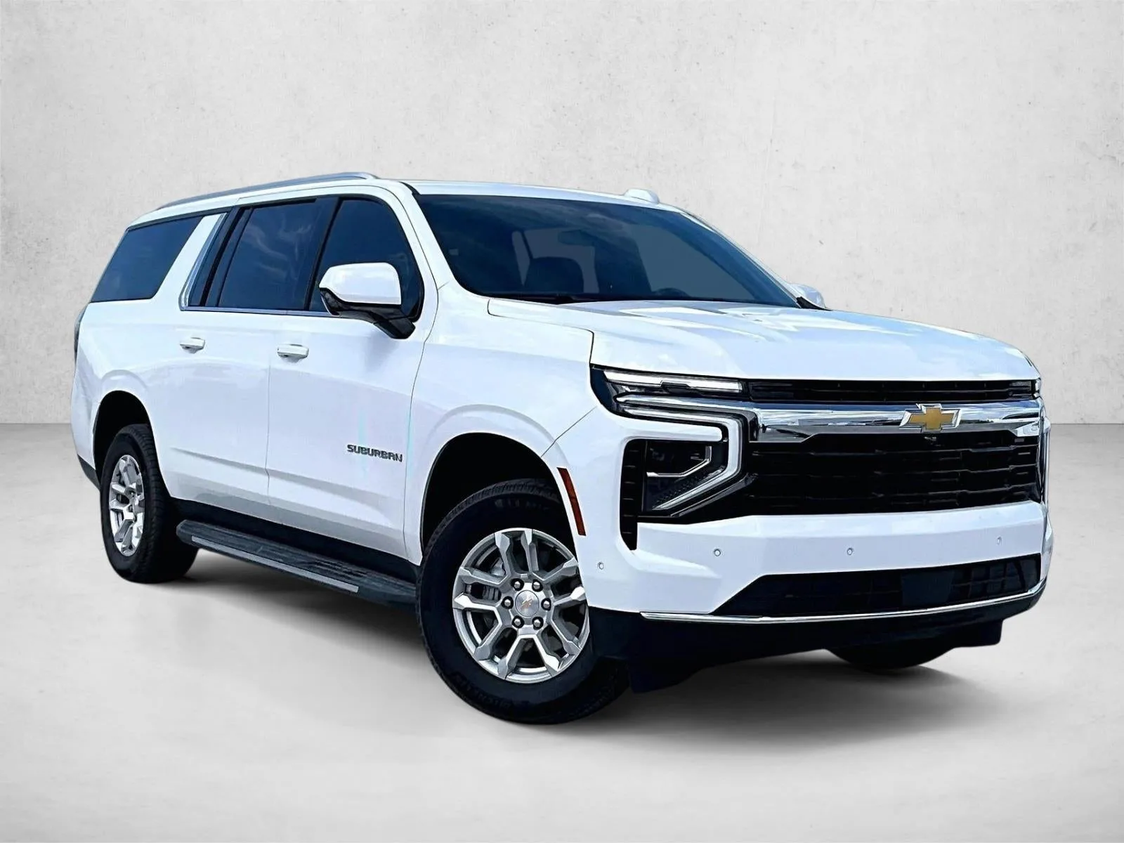 2026 Chevrolet Suburban LS photo 12
