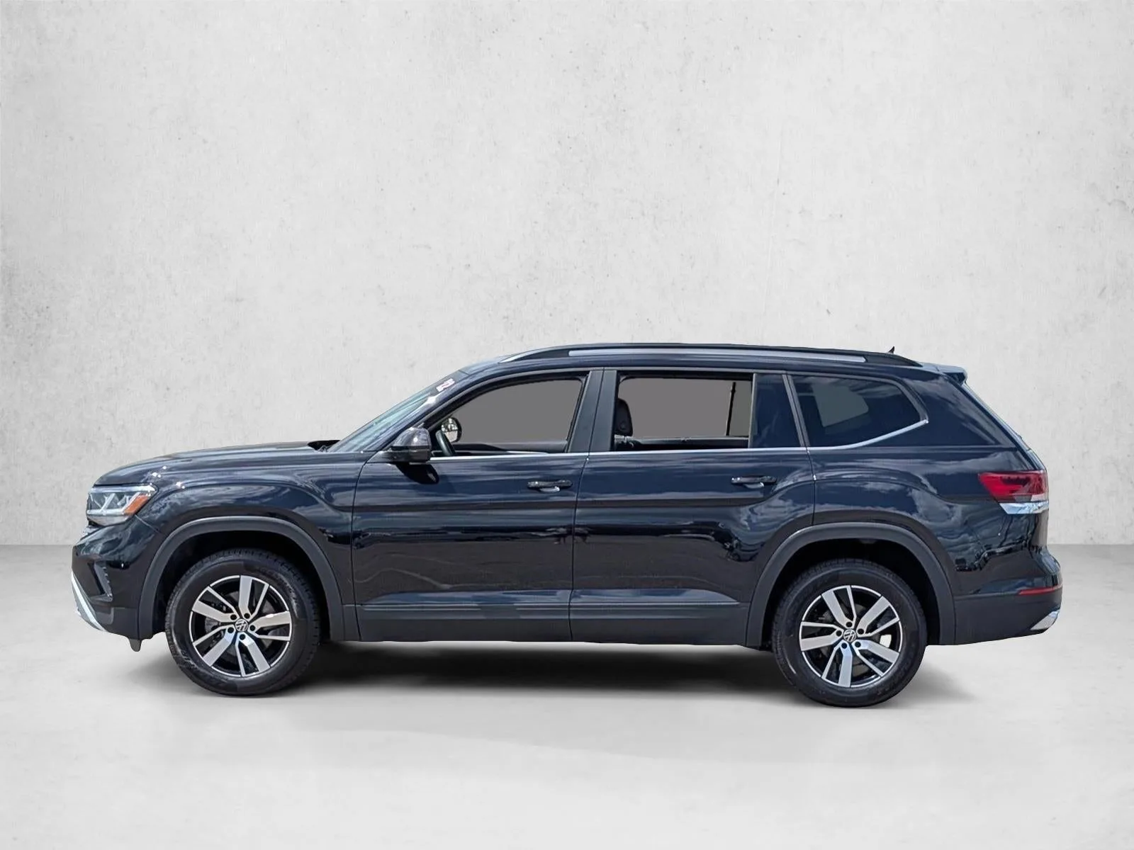2022 Volkswagen Atlas 2.0T SE FWD photo 9