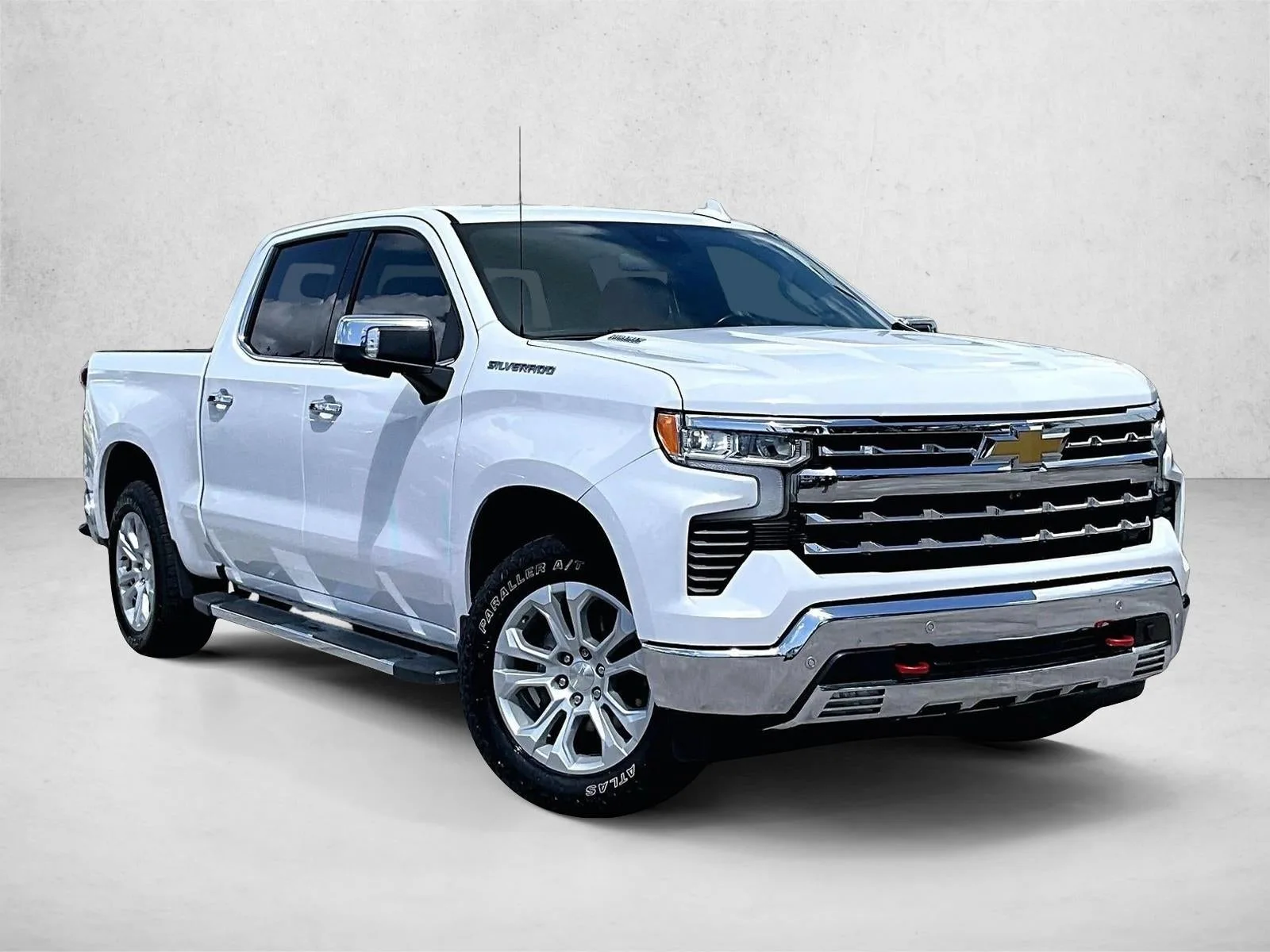 2022 Chevrolet Silverado 1500 LTZ photo 12