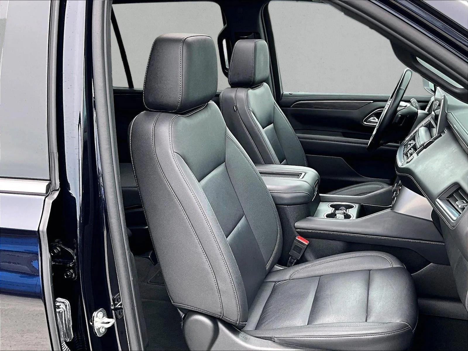 2023 Chevrolet Tahoe LT photo 9