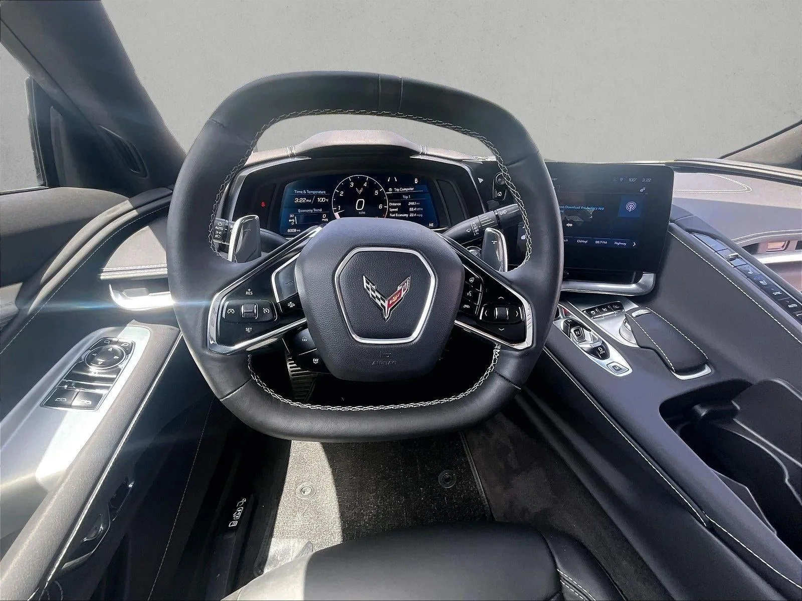 2024 Chevrolet Corvette Stingray 2LT photo 7