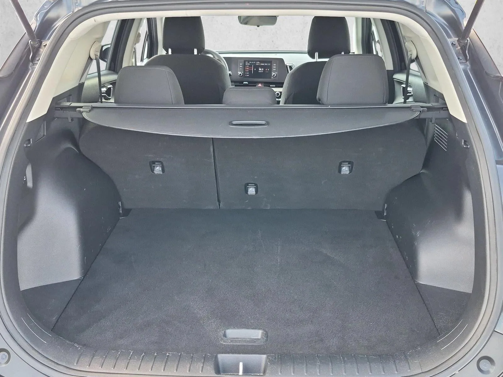 2023 Kia Sportage LX photo 6