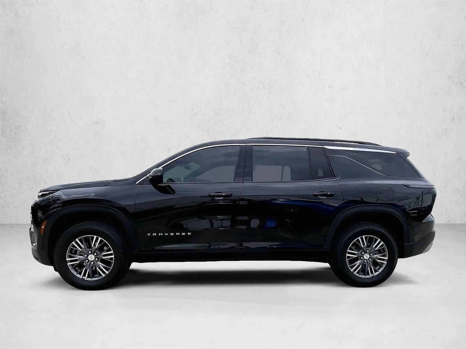 2025 Chevrolet Traverse LT photo 6