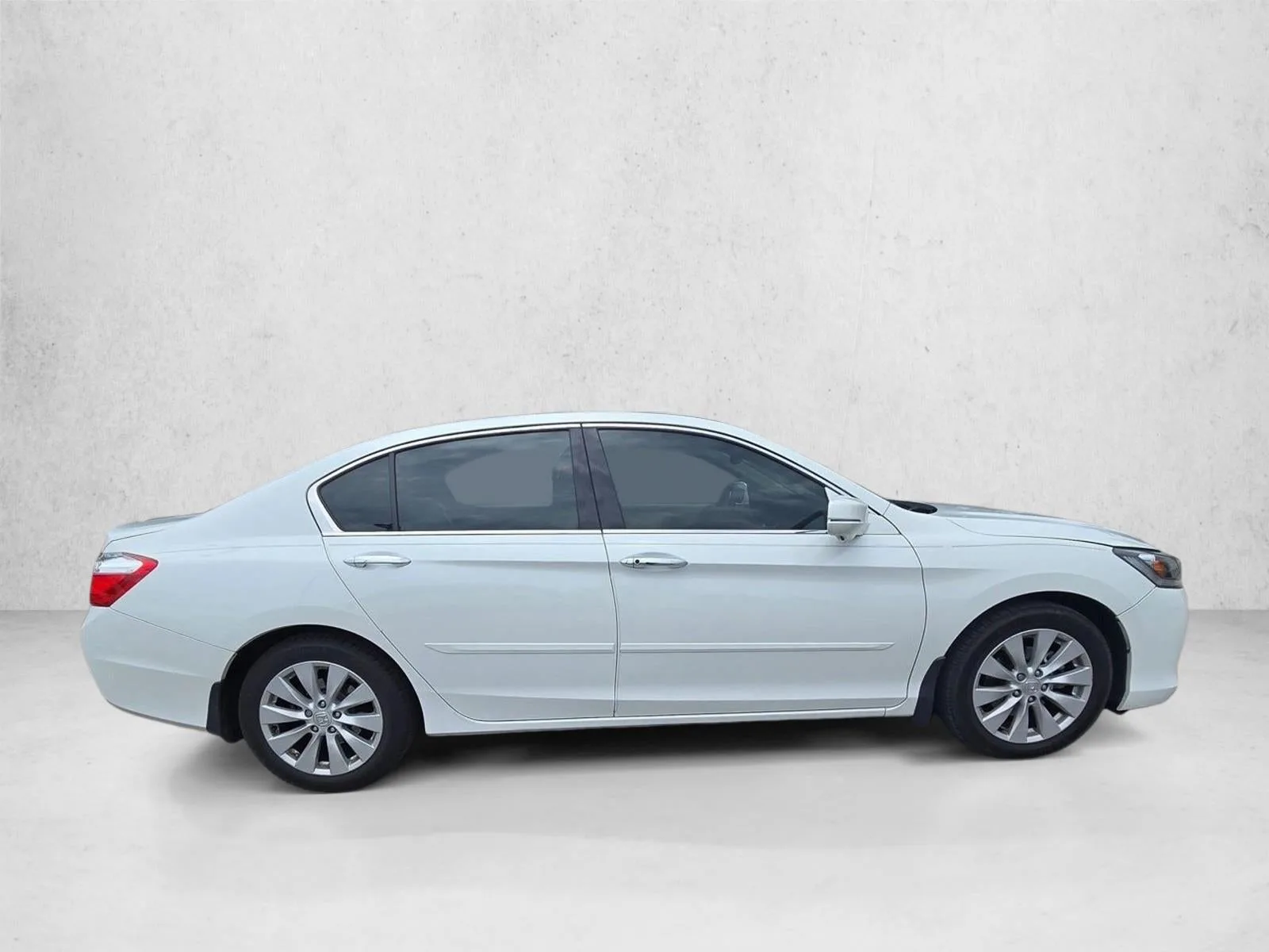 2014 Honda Accord Sedan EX-L V6 Automatic with Navigation photo 4