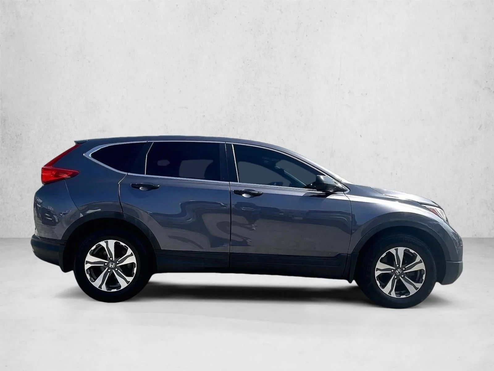 2019 Honda CR-V LX photo 5