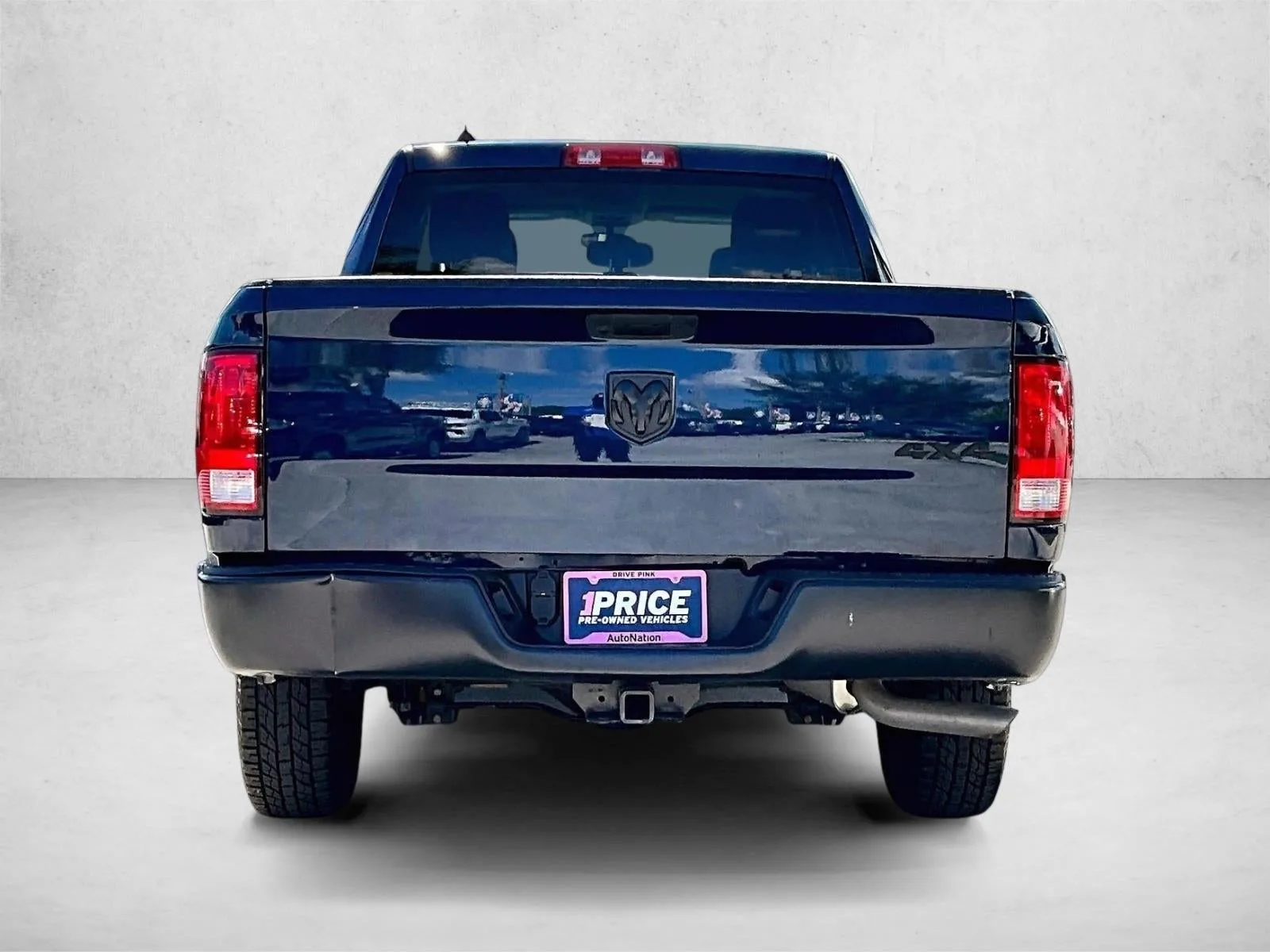 2024 RAM 1500 Classic Tradesman Quad Cab 4x4 6'4" Box photo 4