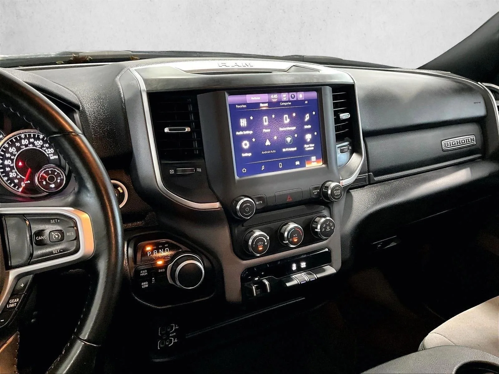 2024 RAM 2500 Big Horn photo 8