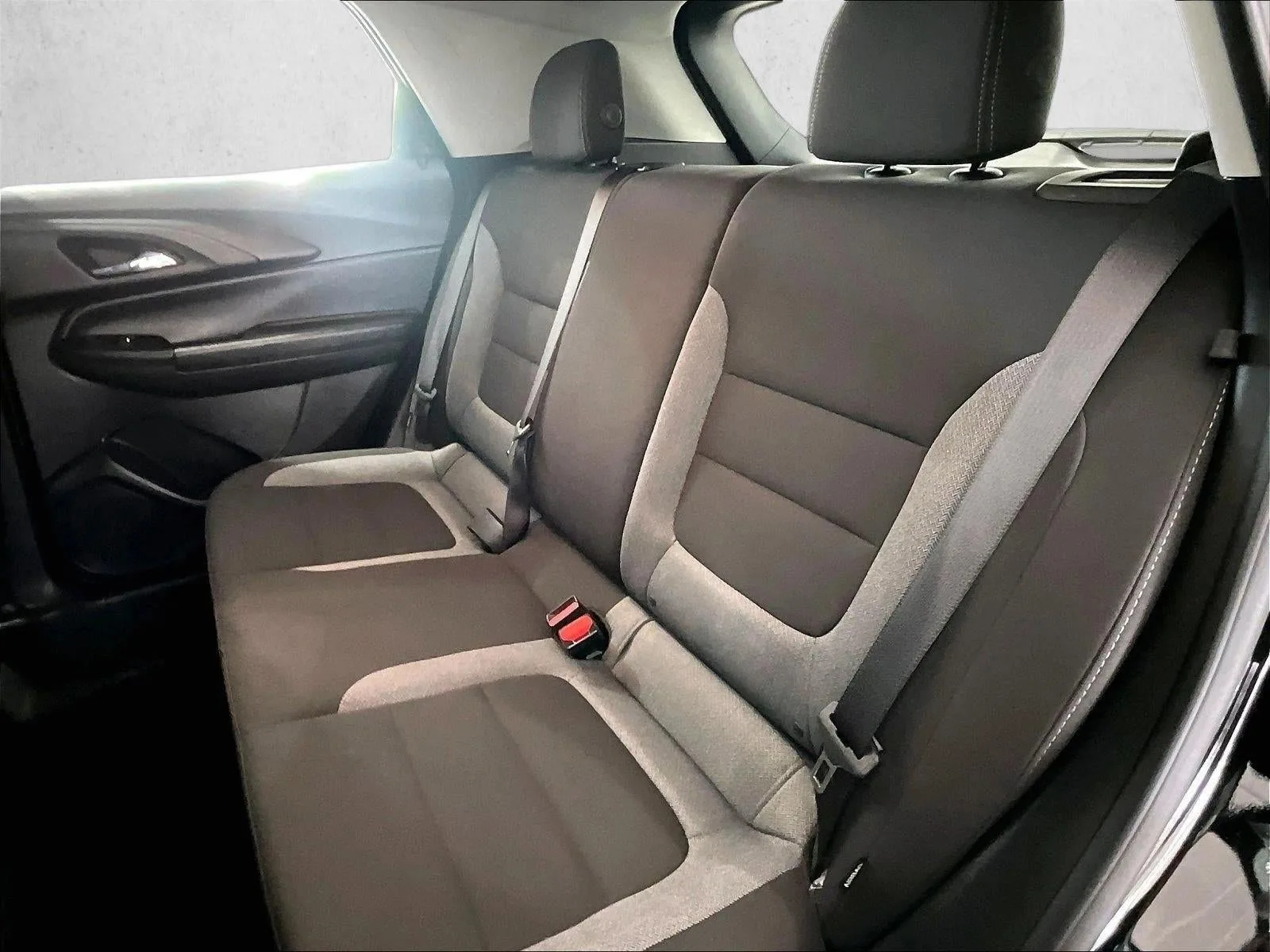 2023 Chevrolet Trailblazer LS photo 28
