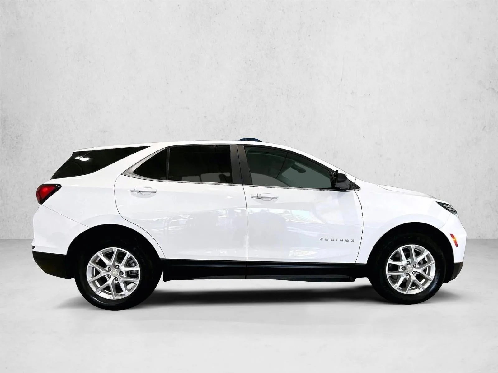 2023 Chevrolet Equinox LT photo 5