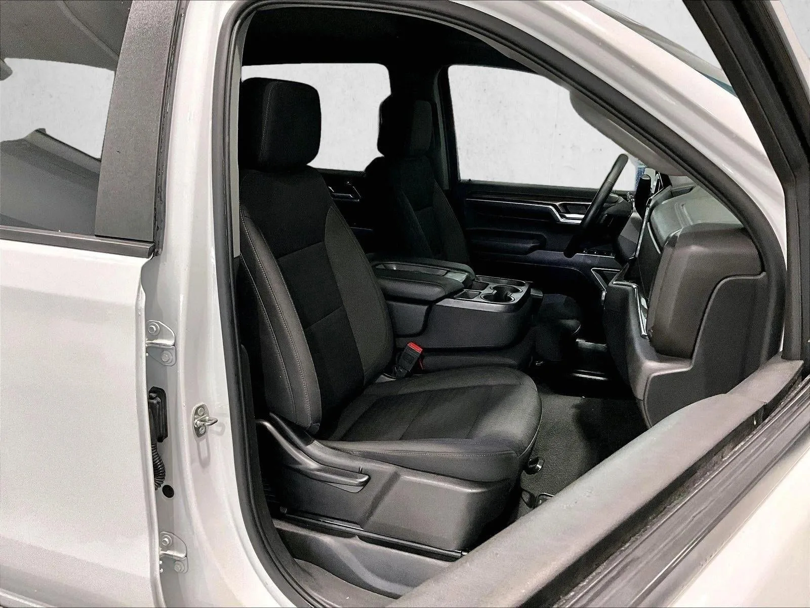 2022 Chevrolet Silverado 1500 RST photo 9