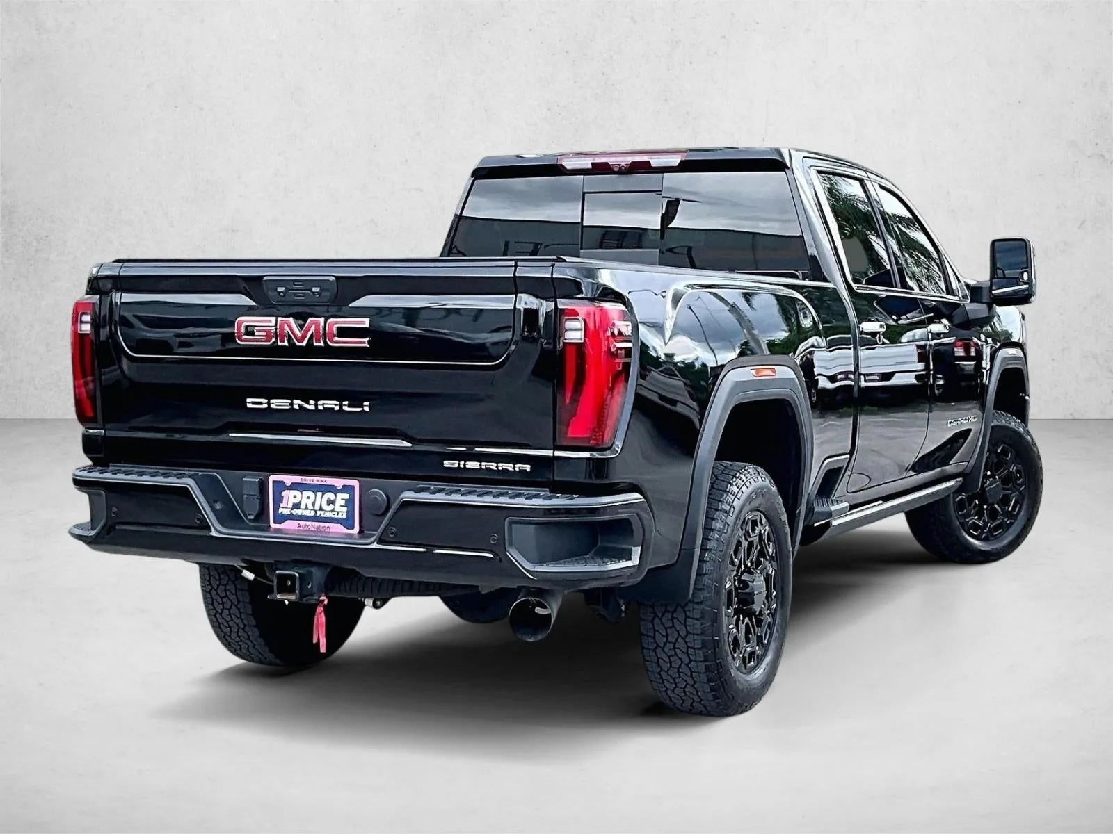 2025 GMC Sierra 2500 HD Denali photo 2