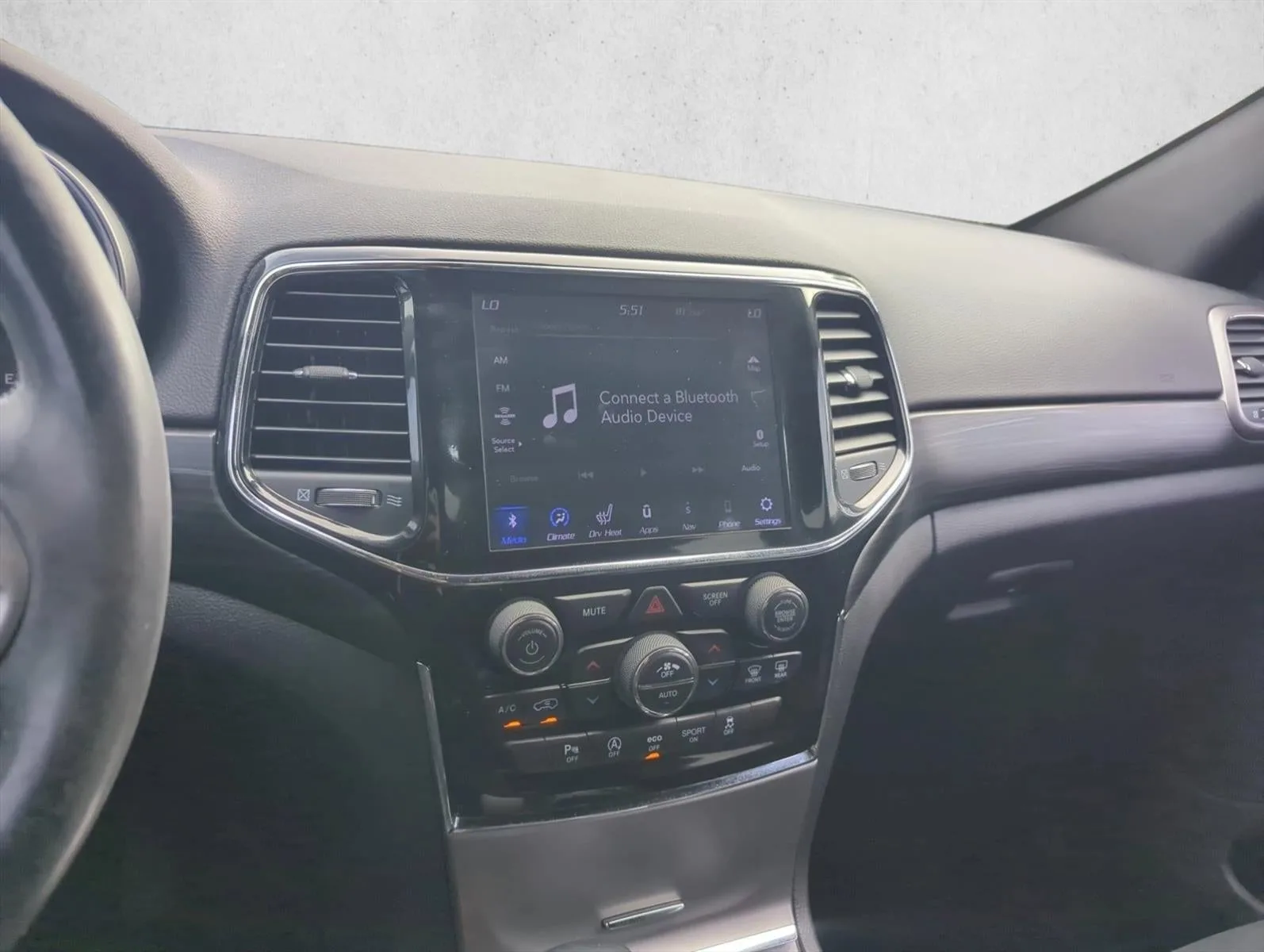 2019 Jeep Grand Cherokee Altitude 4x2 photo 10