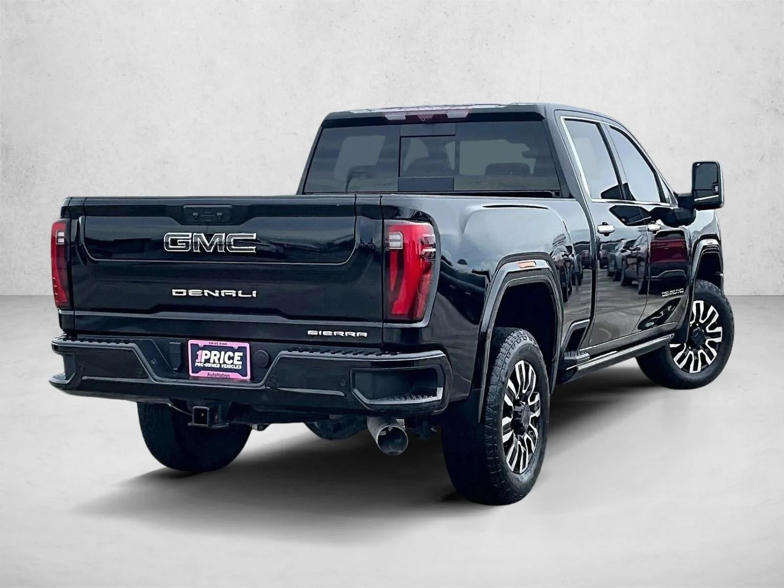2024 GMC Sierra 2500 HD Denali Ultimate photo 2