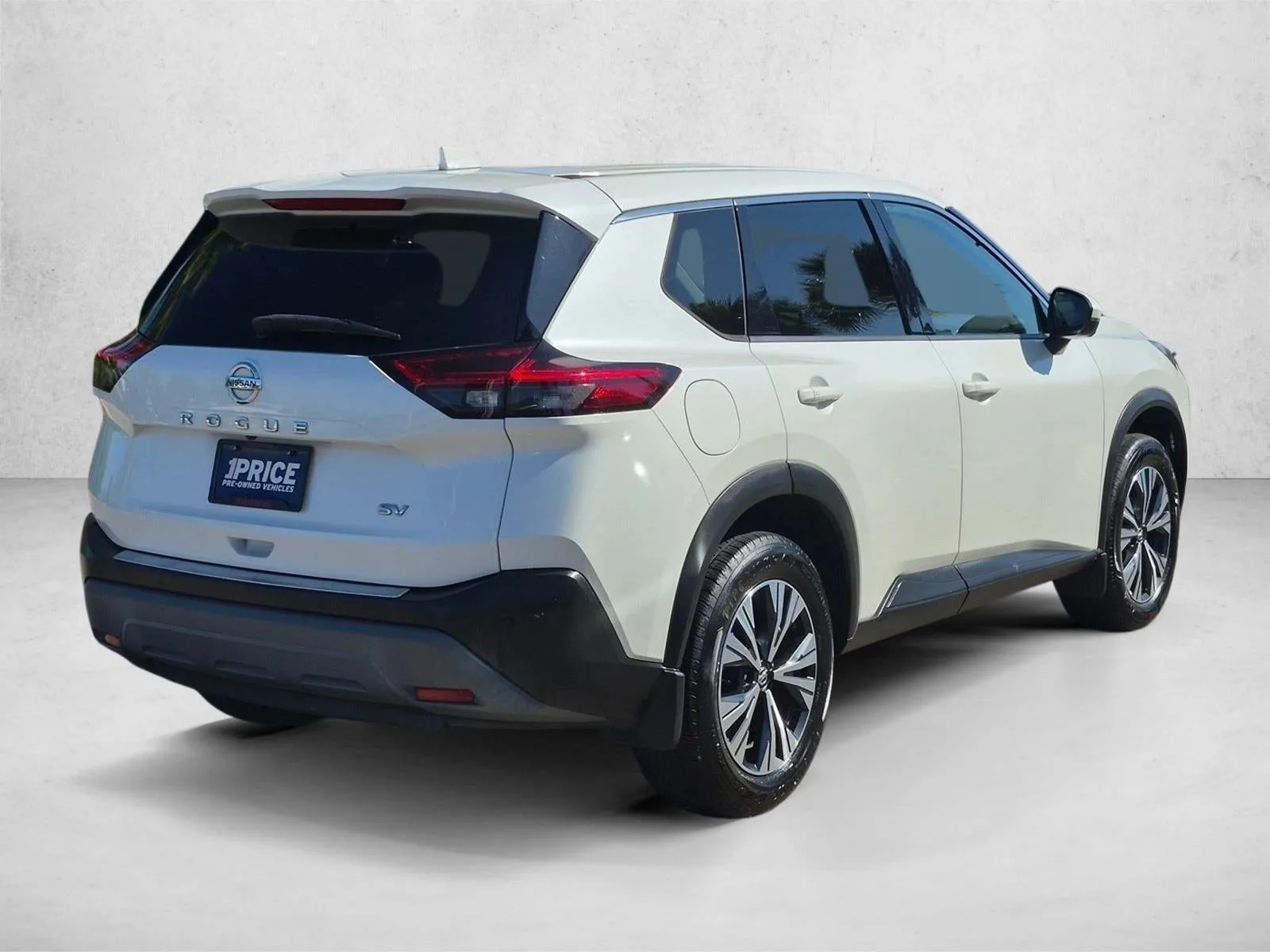 2021 Nissan Rogue FWD SV photo 5