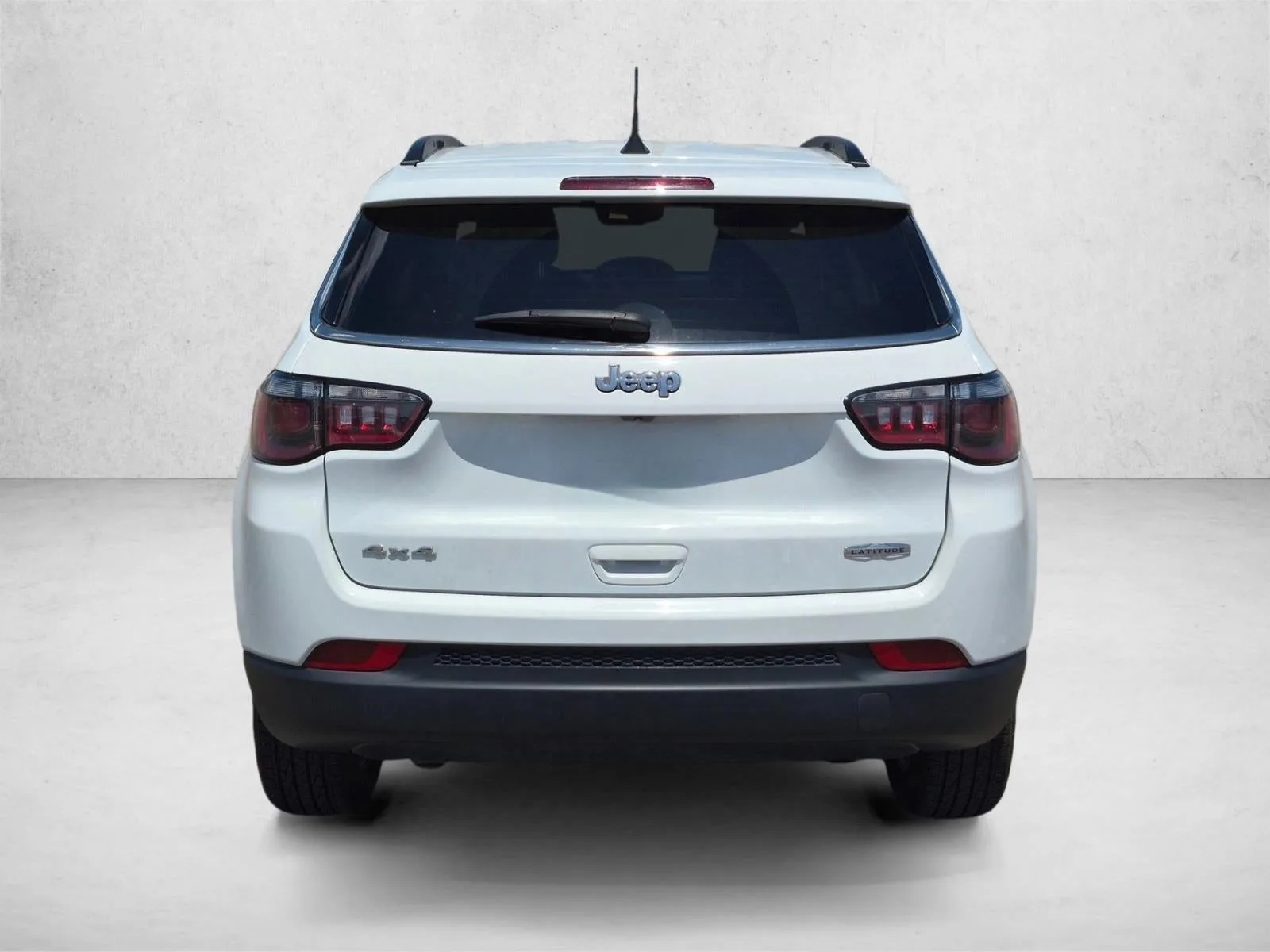 2025 Jeep Compass Base photo 5
