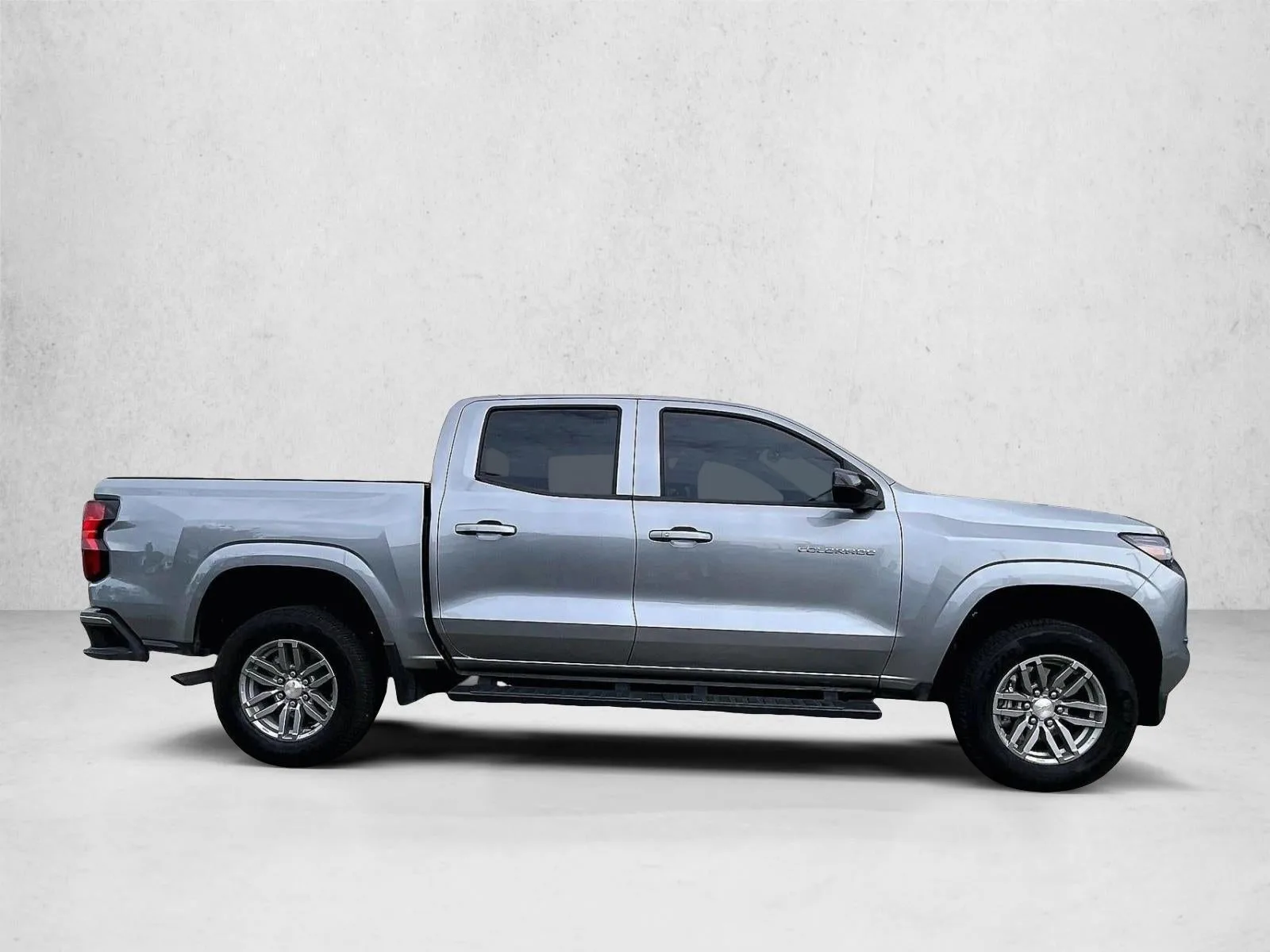2025 Chevrolet Colorado WT/LT photo 5