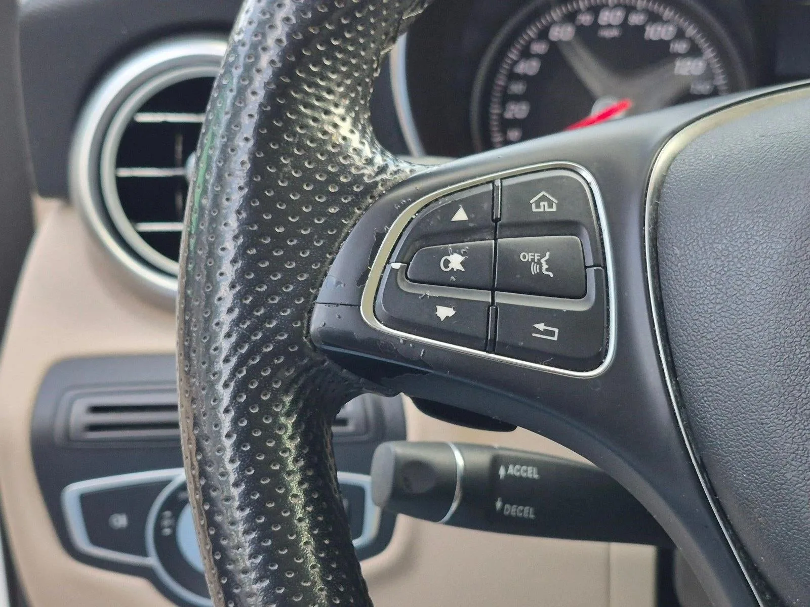 2019 Mercedes-Benz GLC GLC 300 SUV photo 10