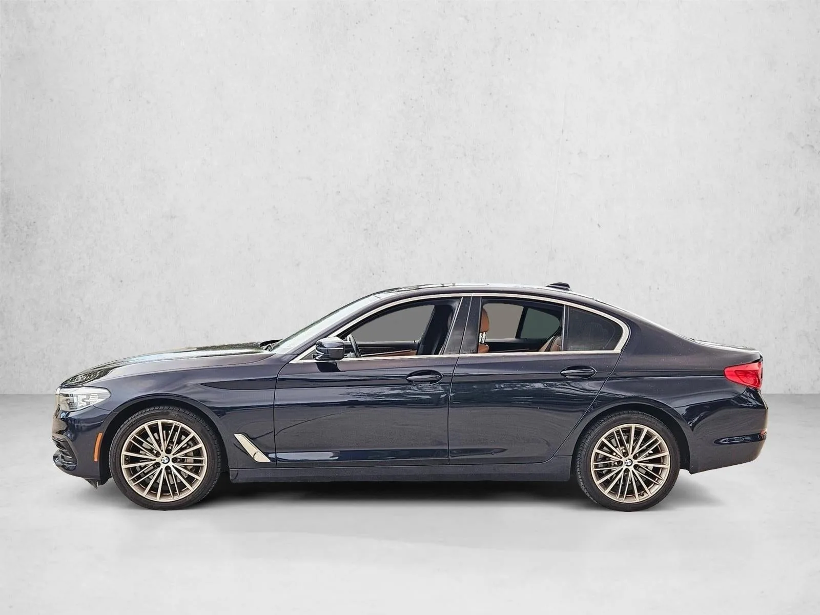 2020 BMW 530i Sedan photo 8