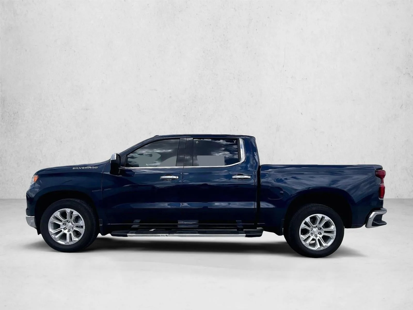 2022 Chevrolet Silverado 1500 LTZ photo 6