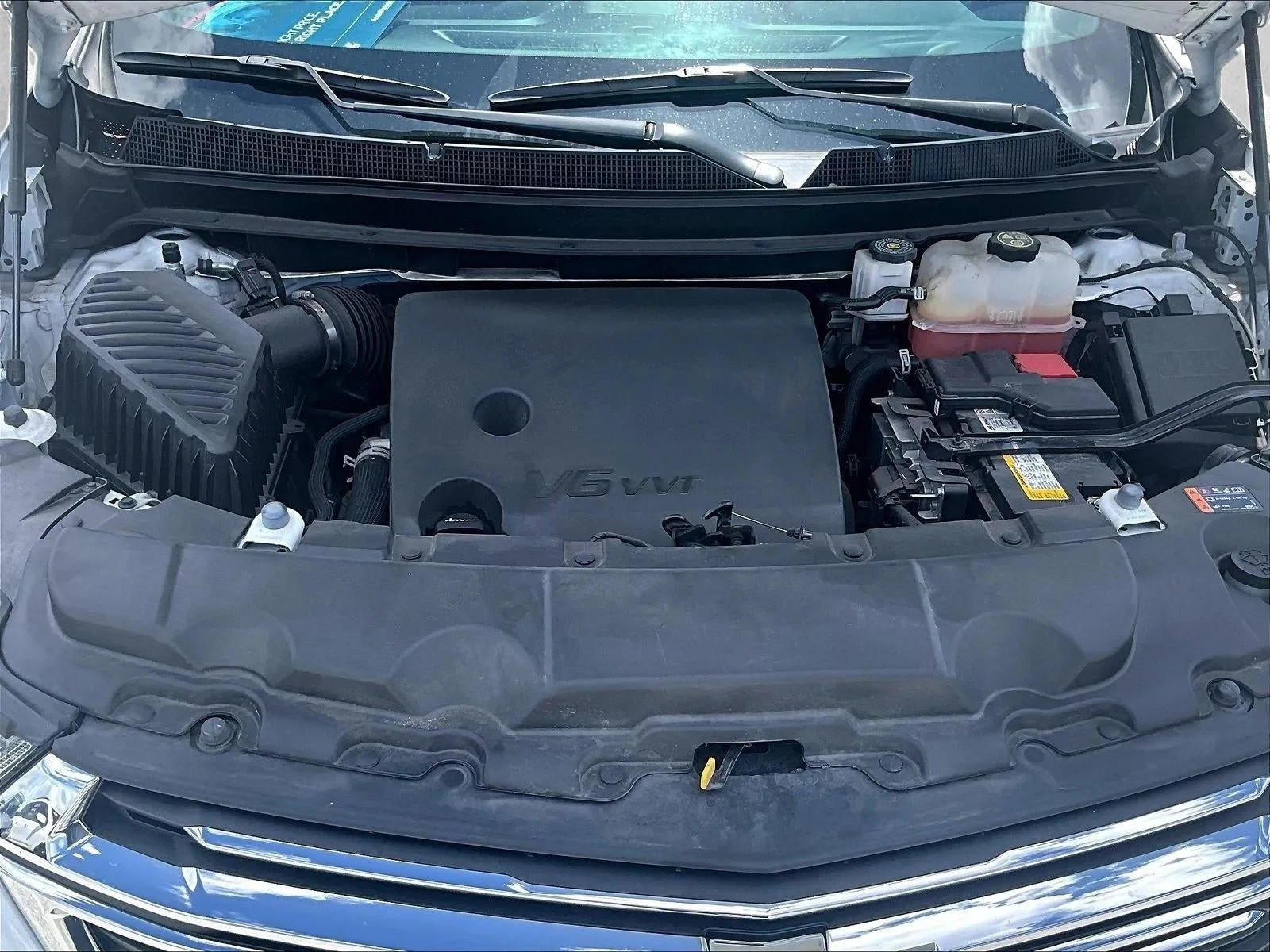 2023 Chevrolet Traverse LT Cloth photo 11