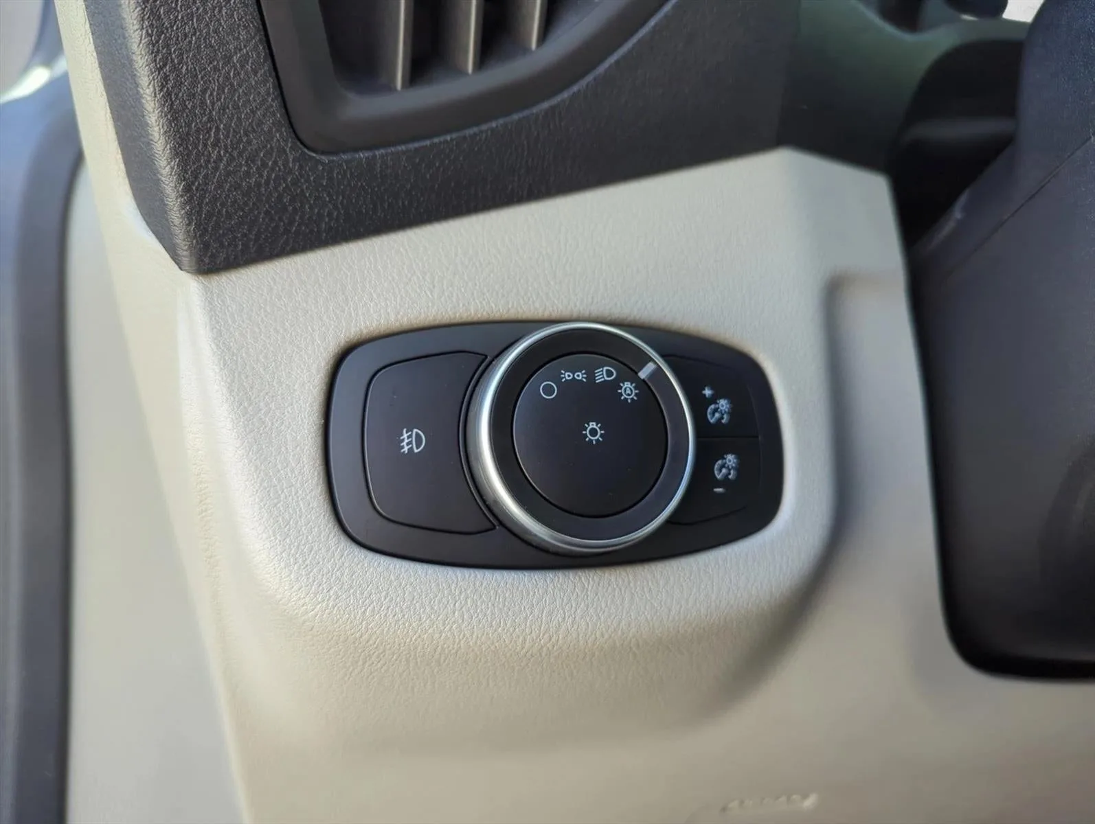 2019 Ford Transit Connect Wagon XLT LWB w/Rear Symmetrical Doors photo 11
