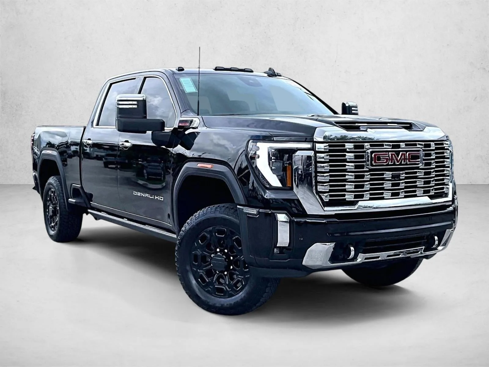 2025 GMC Sierra 2500 HD Denali photo 12