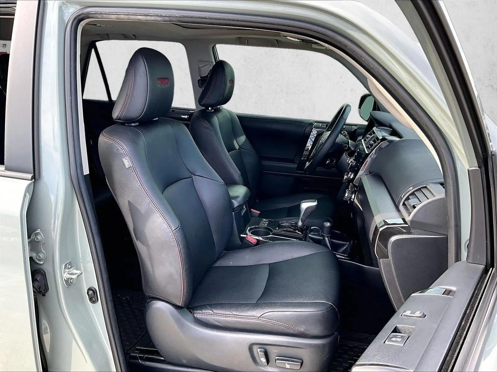 2023 Toyota 4Runner TRD Off Road Premium photo 9