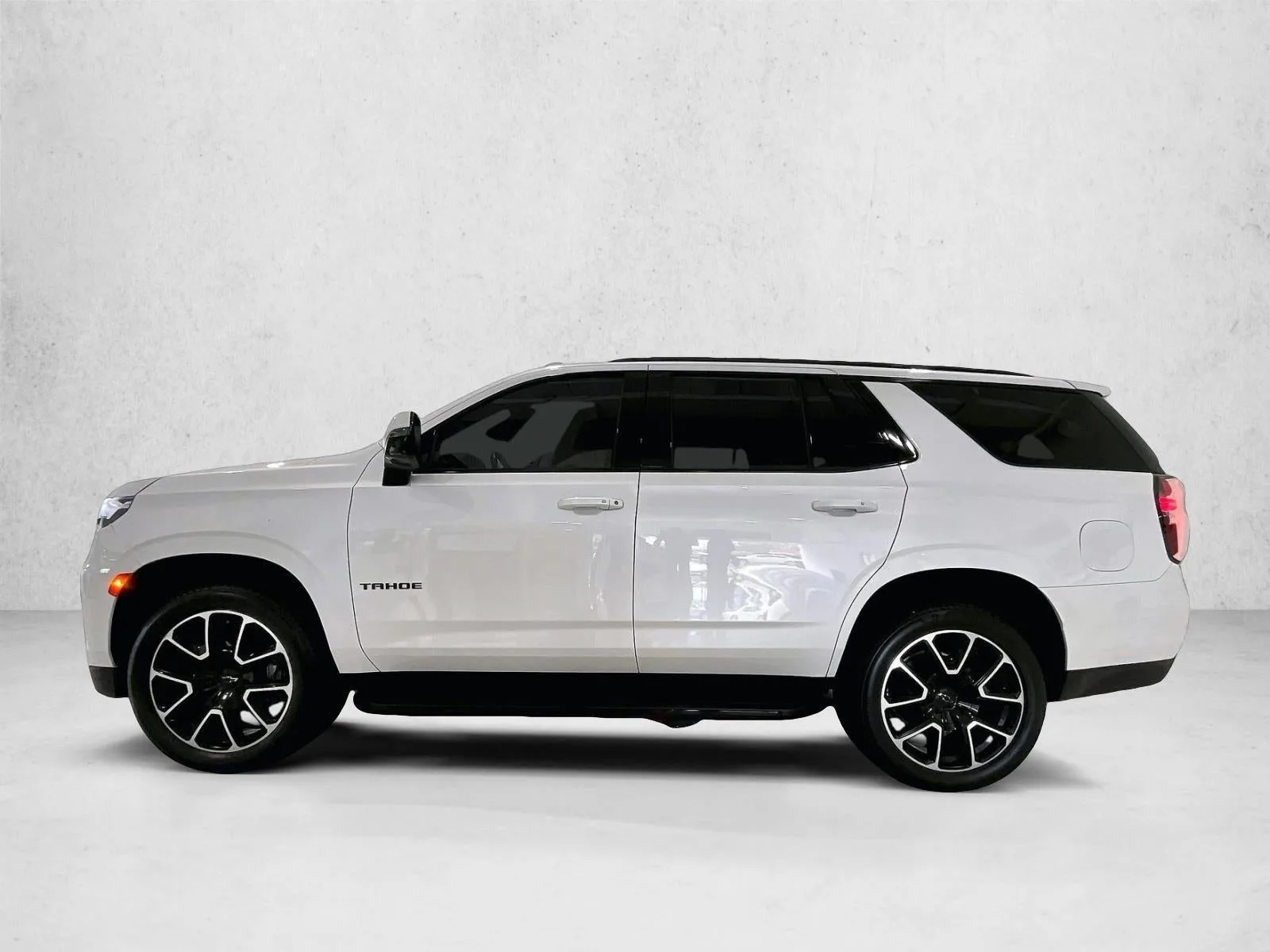 2023 Chevrolet Tahoe RST photo 6