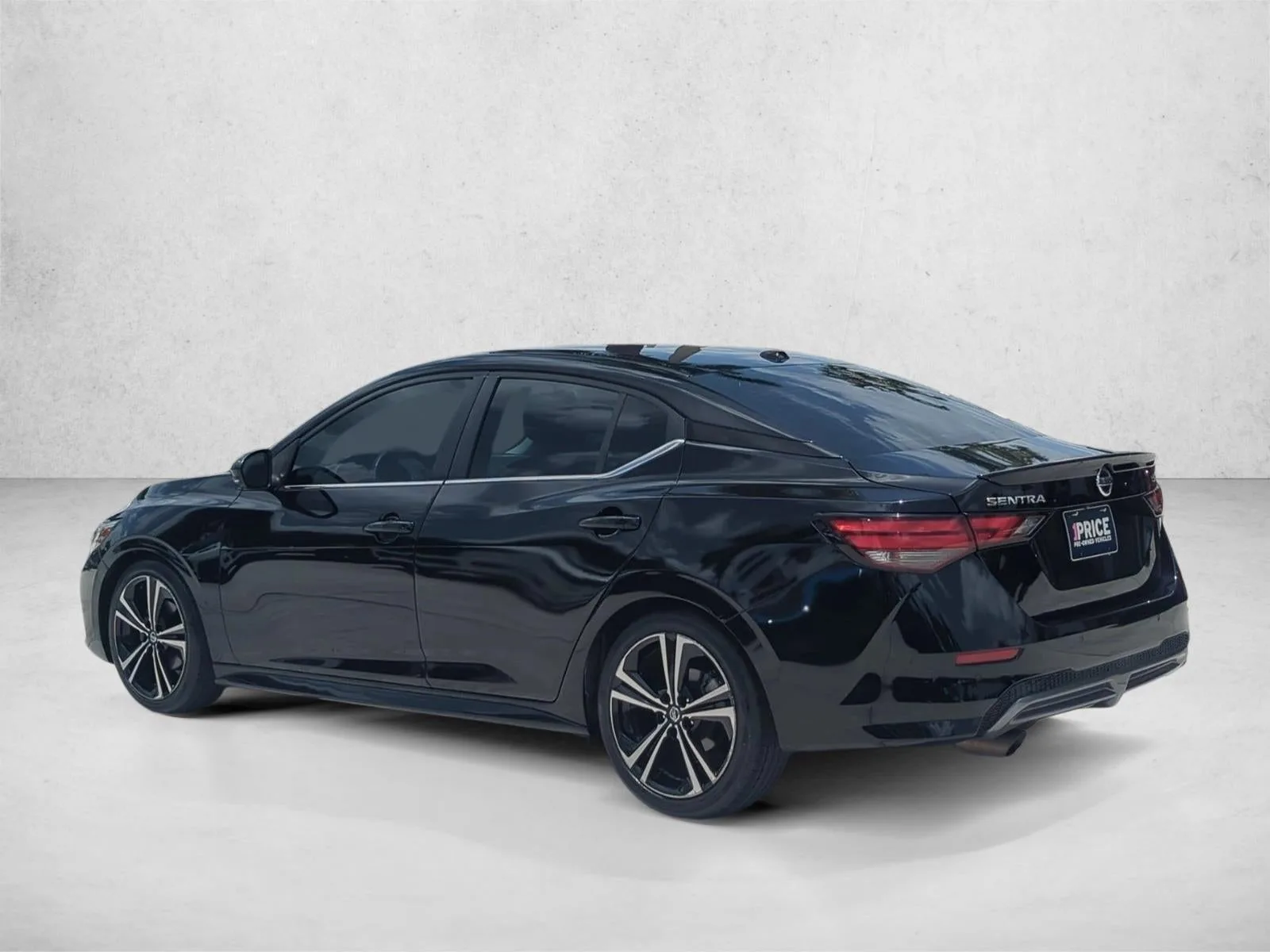 2020 Nissan Sentra SR CVT photo 8