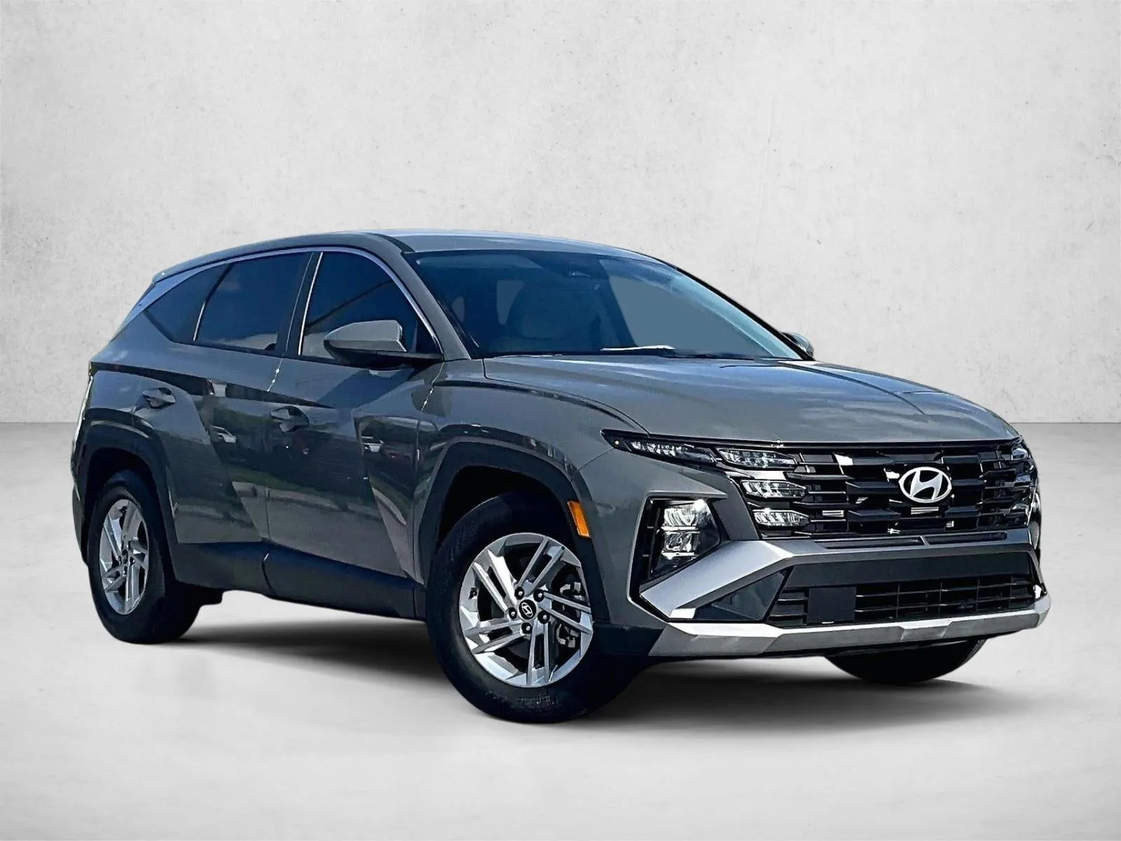 2025 Hyundai Tucson SE photo 12
