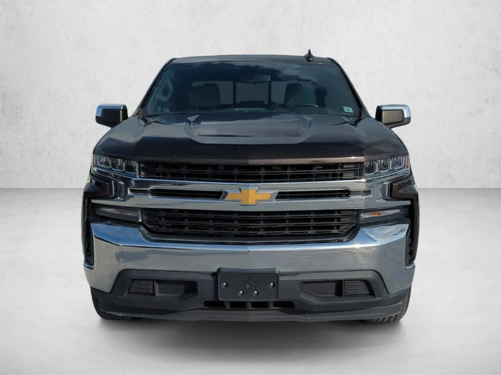 2019 Chevrolet Silverado 1500 Crew Cab Short Box 2-Wheel Drive LT photo 3